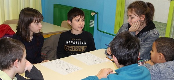 Le Conseil Municipal des Enfants crée un mini spectacle pour les enfants hospitalisés