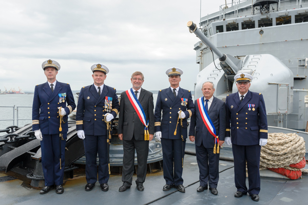 "Latouche-Tréville" change de commandant